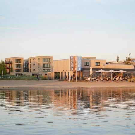 Beach Front Apartment In Lembruch-Duemmer See 外观 照片